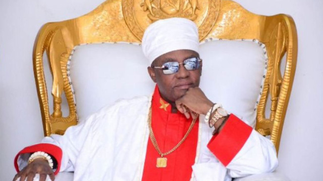 Photo of Oba of Benin, Ewuare II